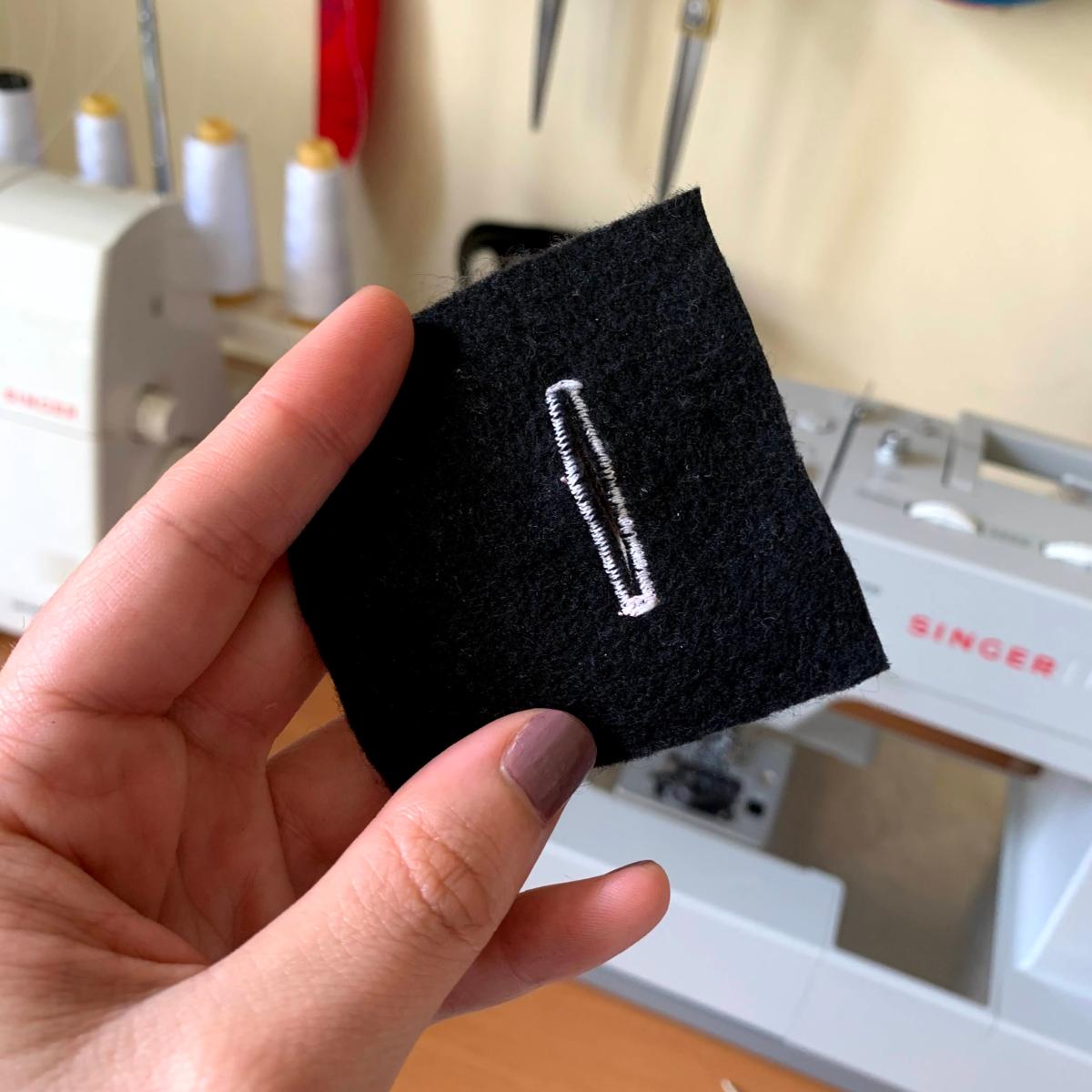 Casa de botão na máquina de&nbsp;costura